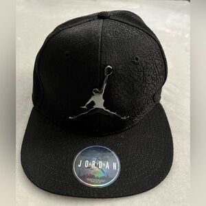 Air Jordan NWT Jumpman Elephant Print Black Adjustable Youth Cap Hat
